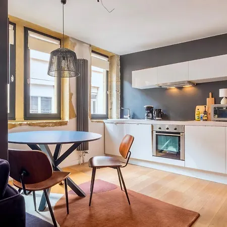 Honorê Du Temple * Lyon