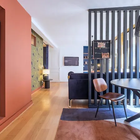 Honore Du Temple Apartment
