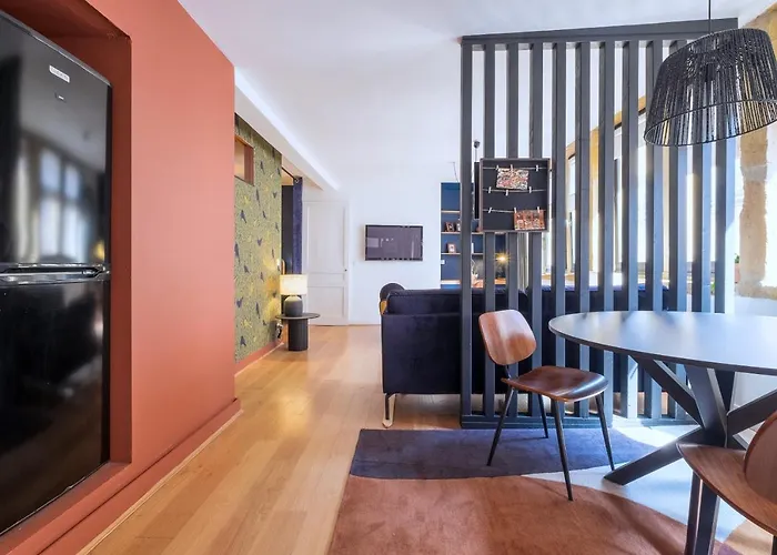 Honore Du Temple Apartment